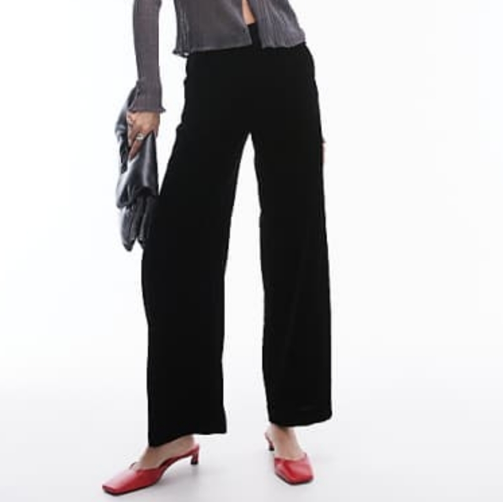 & Other Stories Straight Leg Velvet Black High Rise Trousers Size 6